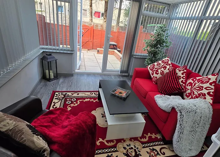 Stylish And Comfortable * Leeds (West Yorkshire)