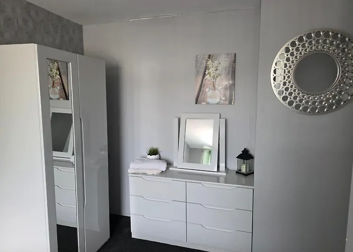 Stylish And Comfortable Leeds (West Yorkshire)